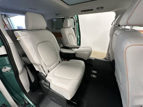 New 2025 Volkswagen ID. Buzz 1st Edition image 22