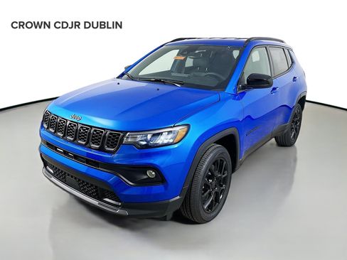Used 2026 Jeep Compass Latitude AWD/4WD image 1