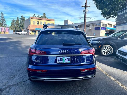 Used 2021 Audi Q5 2.0T Premium Plus w/ Premium Plus Package image 3