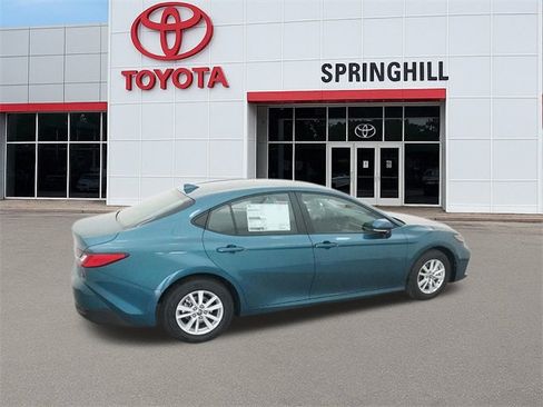 New 2026 Toyota Camry LE image 10