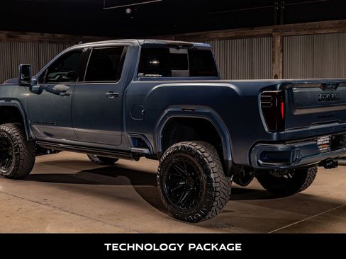 Used 2025 GMC Sierra 2500 Denali w/ Denali Reserve Package image 7