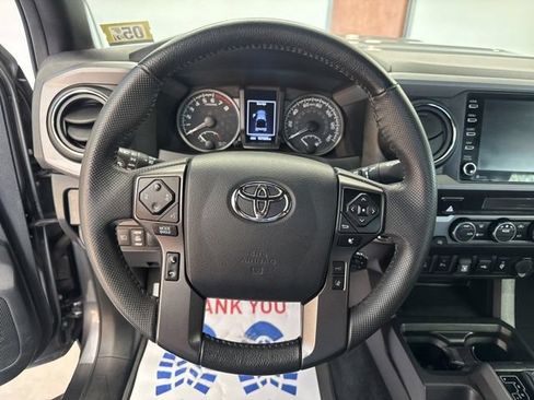 Used 2023 Toyota Tacoma TRD Sport w/ Technology Package AWD/4WD image 30