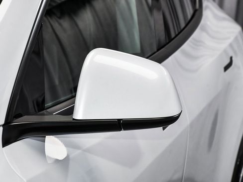 Used 2022 Tesla Model Y Long Range image 74