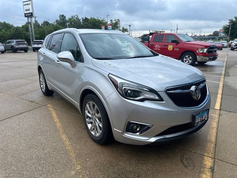 Used 2019 Buick Envision Essence FWD image 2