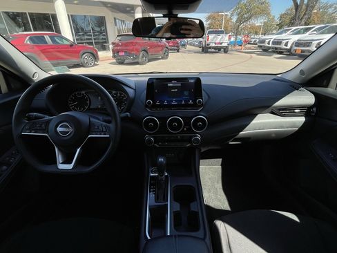 Used 2024 Nissan Sentra SV image 11