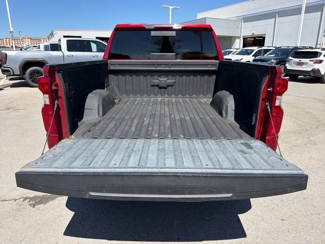 Used 2022 Chevrolet Silverado 1500 LT AWD/4WD image 29