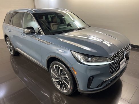 New 2026 Lincoln Aviator Reserve image 1