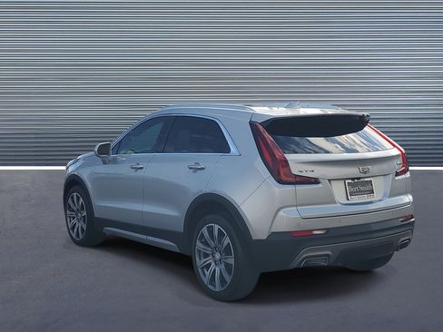 Used 2019 Cadillac XT4 Premium Luxury w/ Driver Awareness Package image 4