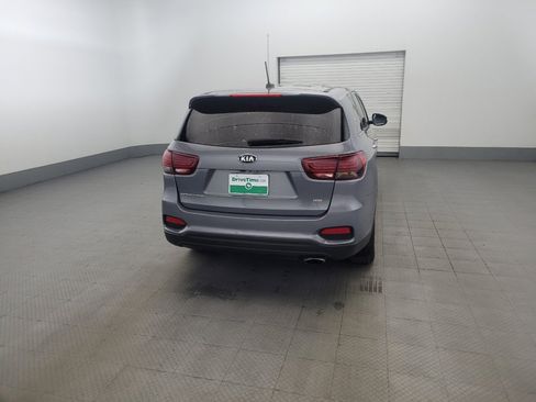 Used 2020 Kia Sorento LX AWD/4WD image 7