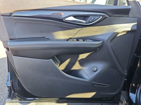 Used 2021 Buick Envision Preferred image 9