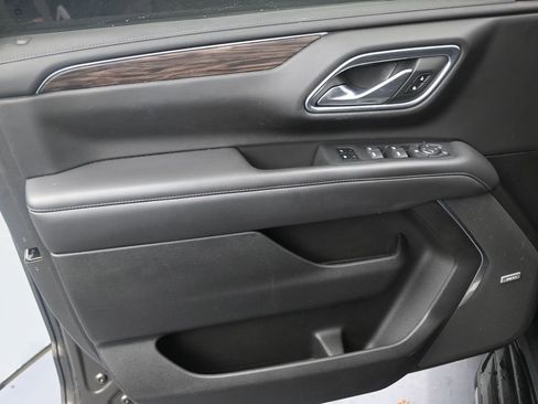 Used 2021 Chevrolet Tahoe LT image 11