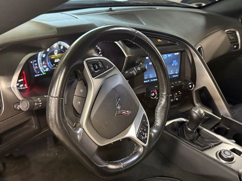 Used 2018 Chevrolet Corvette Stingray Coupe w/ Battery Protection Package RWD image 10
