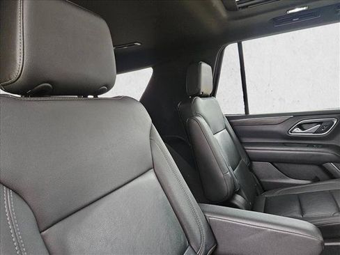Used 2021 Chevrolet Tahoe Z71 w/ Z71 Signature Package AWD/4WD image 25