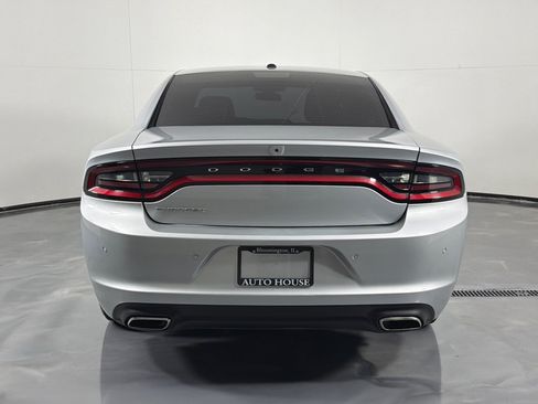 Used 2022 Dodge Charger SXT RWD image 5