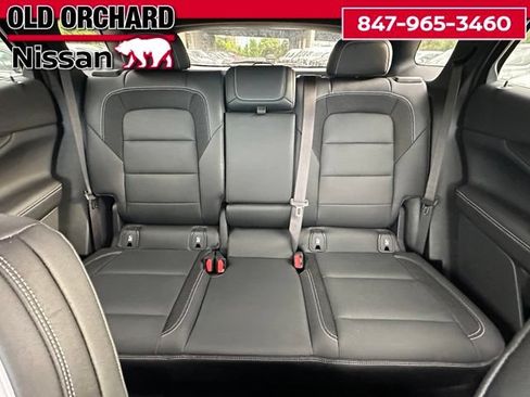 Used 2024 Chevrolet Blazer EV LT AWD/4WD image 13