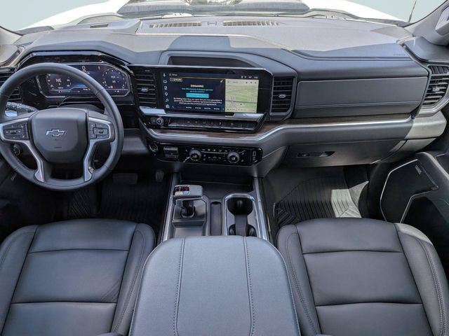 Used 2025 Chevrolet Silverado 1500 LT Trail Boss w/ Convenience Package II AWD/4WD image 14