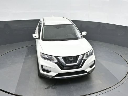 Used 2020 Nissan Rogue SV image 33