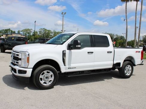 Used 2025 Ford F250 XLT w/ FX4 Off-Road Package AWD/4WD image 5