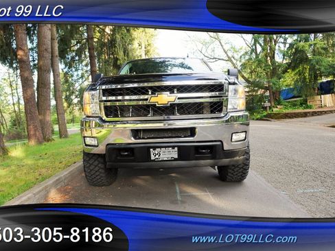 Used 2013 Chevrolet Silverado 3500 LTZ AWD/4WD image 6
