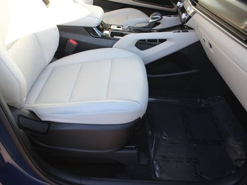 Used 2024 Kia Telluride S w/ S Sunroof Package image 34