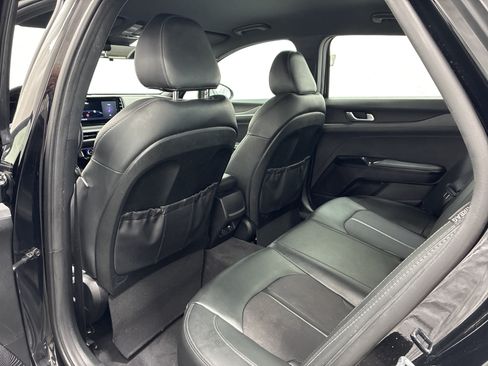 Used 2022 Kia K5 GT-Line AWD/4WD image 11