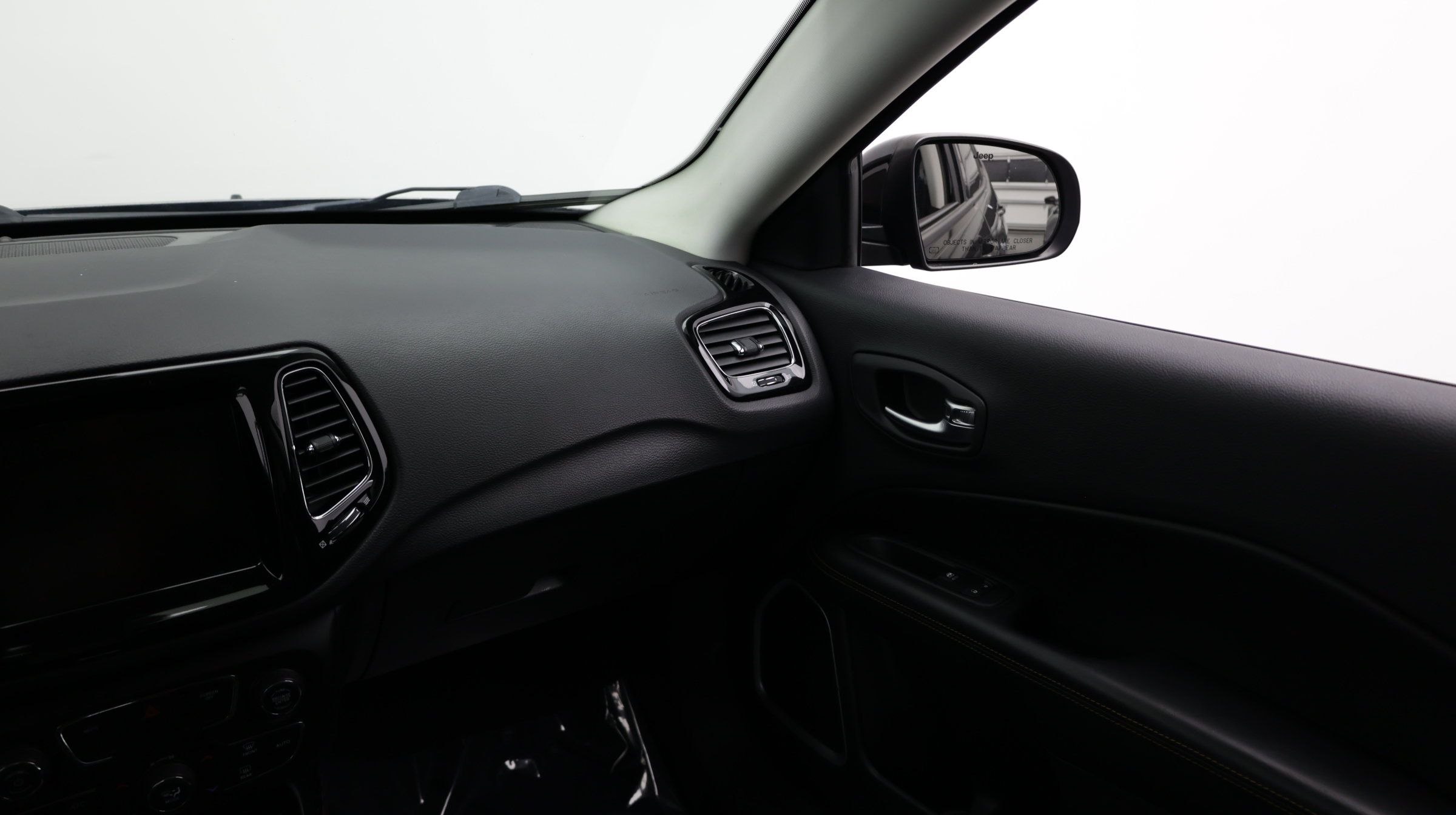 Used 2020 Jeep Compass Limited FWD image 33