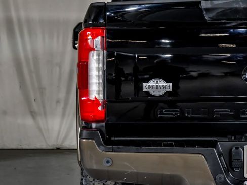Used 2017 Ford F250 King Ranch w/ King Ranch Ultimate Package image 42