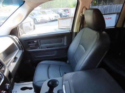 Used 2015 RAM 1500 Express w/ Black Ram 1500 Express Group AWD/4WD image 19