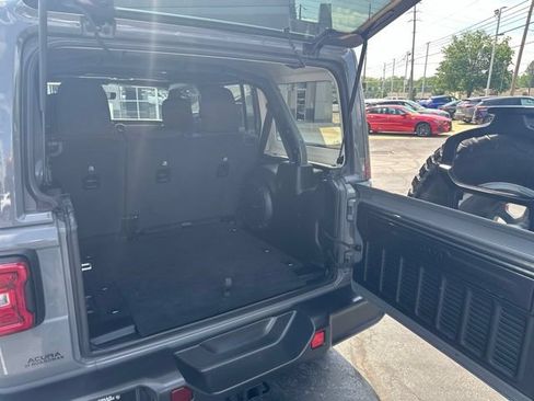 Used 2022 Jeep Wrangler Unlimited Sport AWD/4WD image 16