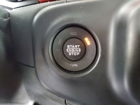 Used 2021 Jeep Gladiator Rubicon w/ Safety Group AWD/4WD image 31