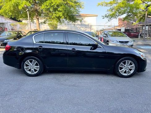 Used 2011 INFINITI G37 x Sedan w/ Premium Pkg AWD/4WD image 8