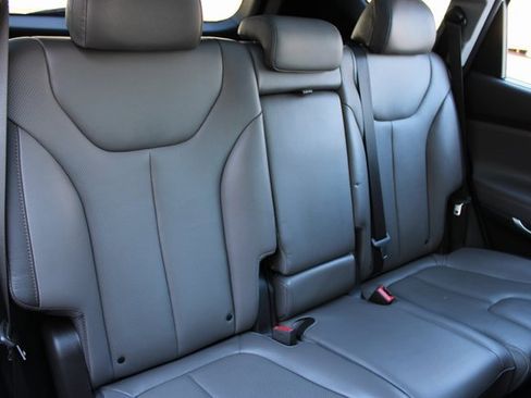 Used 2019 Hyundai Santa Fe FWD image 16