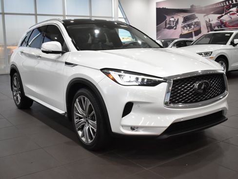 Used 2023 INFINITI QX50 Sensory image 5