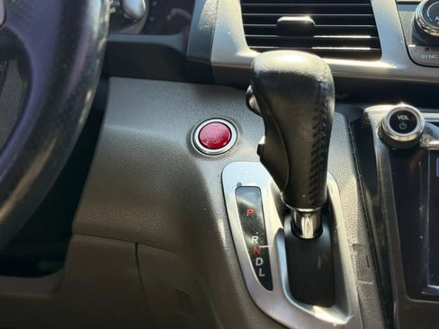 Used 2015 Honda Odyssey Touring image 19