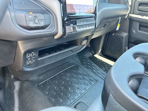 New 2026 RAM 3500 Tradesman AWD/4WD image 35