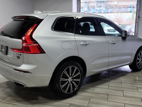 Used 2020 Volvo XC60 T5 Inscription image 5