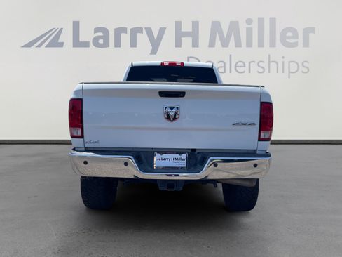 Used 2018 RAM 2500 Tradesman w/ Chrome Appearance Group AWD/4WD image 4