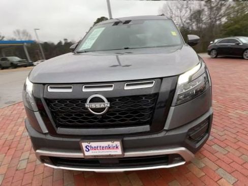 Used 2024 Nissan Pathfinder Rock Creek AWD/4WD image 4