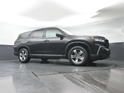 Certified 2023 Honda Pilot EX-L image 36