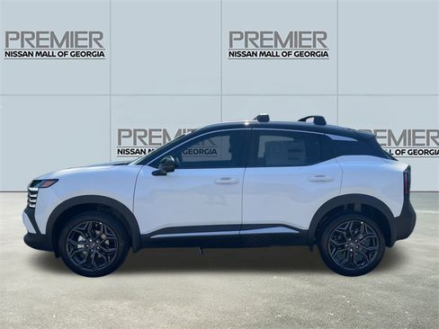 New 2025 Nissan Kicks SR image 23