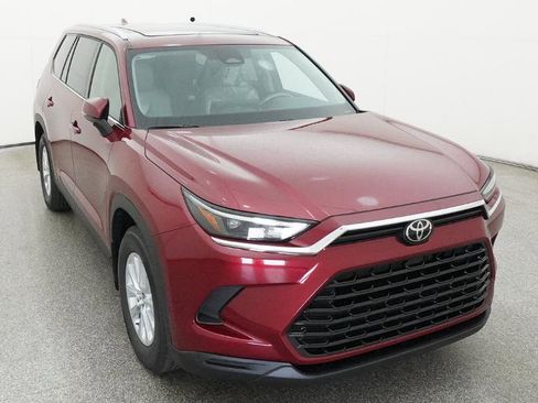 Used 2026 Toyota Grand Highlander XLE image 16