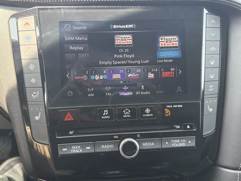 Used 2025 INFINITI QX50 Luxe AWD/4WD image 23