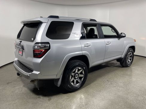 Certified 2018 Toyota 4Runner 4WD image 3