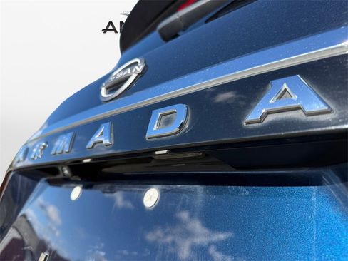 Certified 2023 Nissan Armada SL w/ Captain's Chairs Package image 17