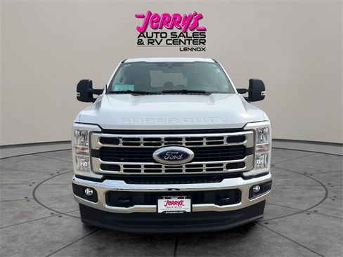 Used 2025 Ford F250 XLT w/ FX4 Off-Road Package image 20