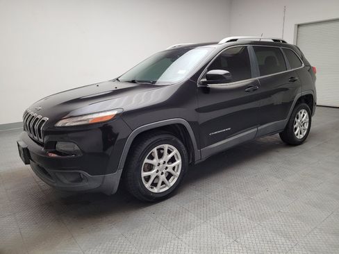 Used 2014 Jeep Cherokee Latitude FWD image 2