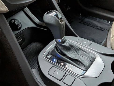 Used 2013 Hyundai Santa Fe Sport 2.0T w/ Technology Pkg image 12