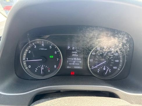 Used 2018 Hyundai Elantra SEL FWD image 19