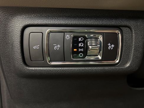 New 2026 Lincoln Corsair Reserve image 24