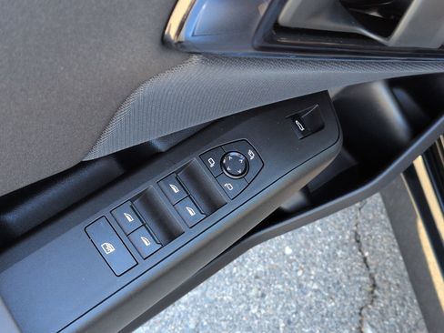 Used 2025 BMW X3 xDrive30i w/ Premium Package image 15